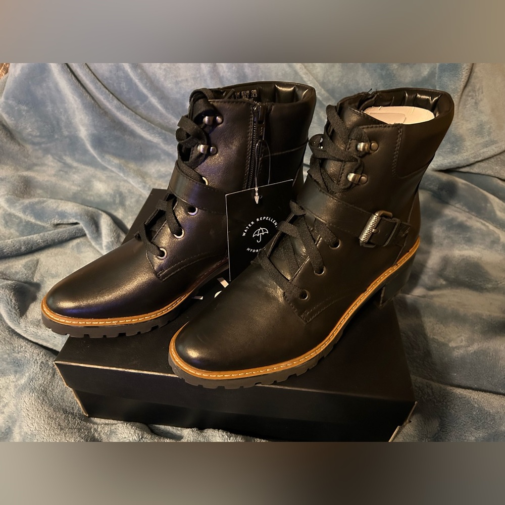 Naturalizer Tia Black water Repellent Boots